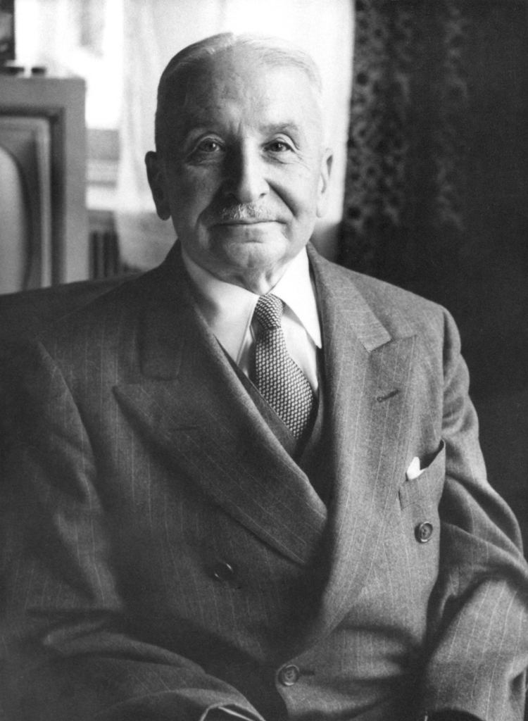 Ludwig Von Mises Early Life Economic Views Theories